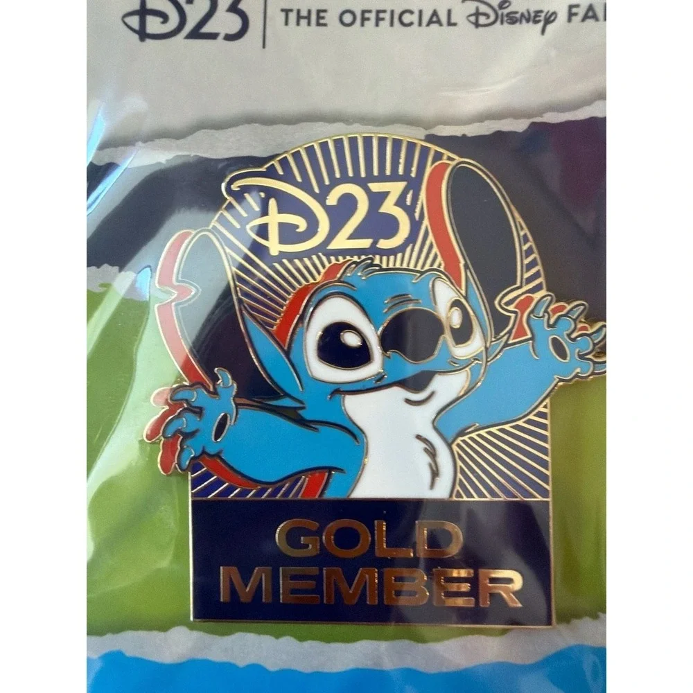 Disney D23 2025‎ Gold Member Exclusive Stitch Enamel Pin